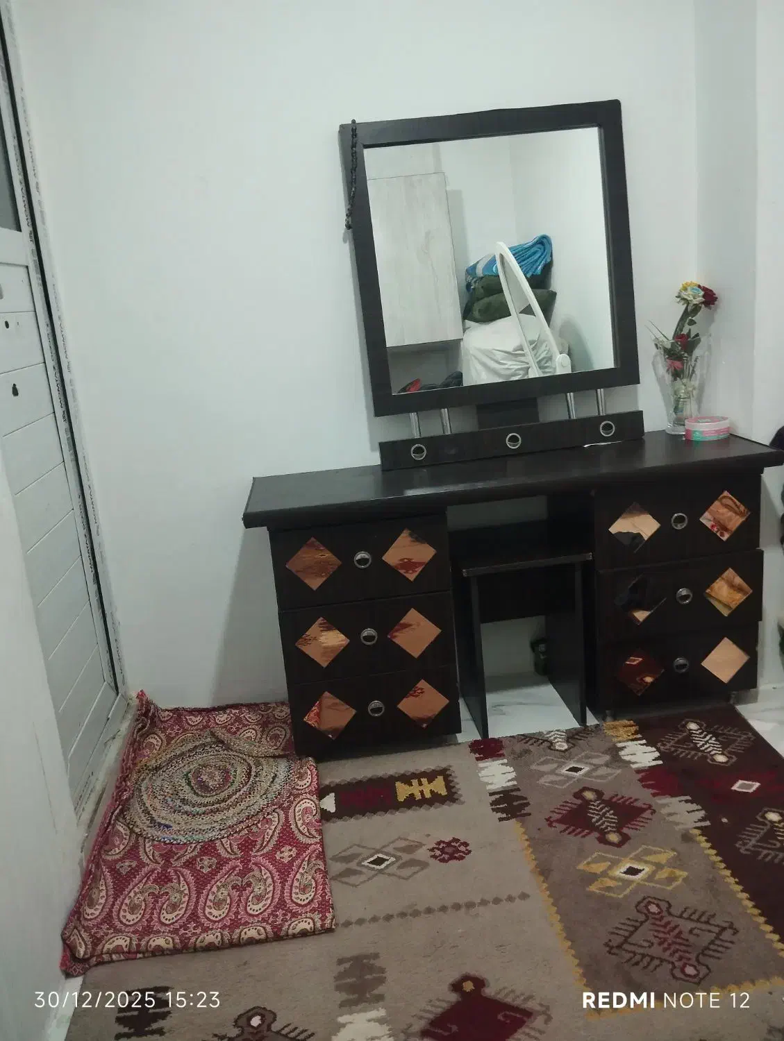 میز آرایش|بوفه، ویترین، کنسول|رباطکریم, نصیرشهر|دیوار