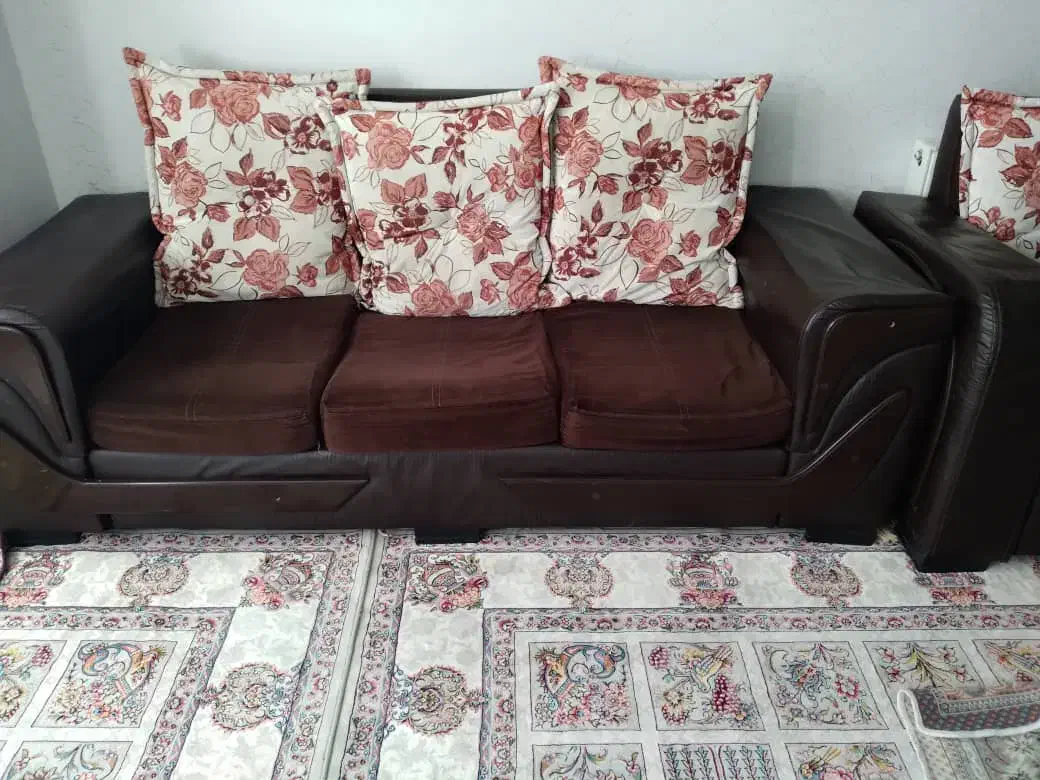 مبل دست دوم تمیز|مبلمان خانگی و میز عسلی|فولادشهر, مسکن مهر فولادشهر|دیوار