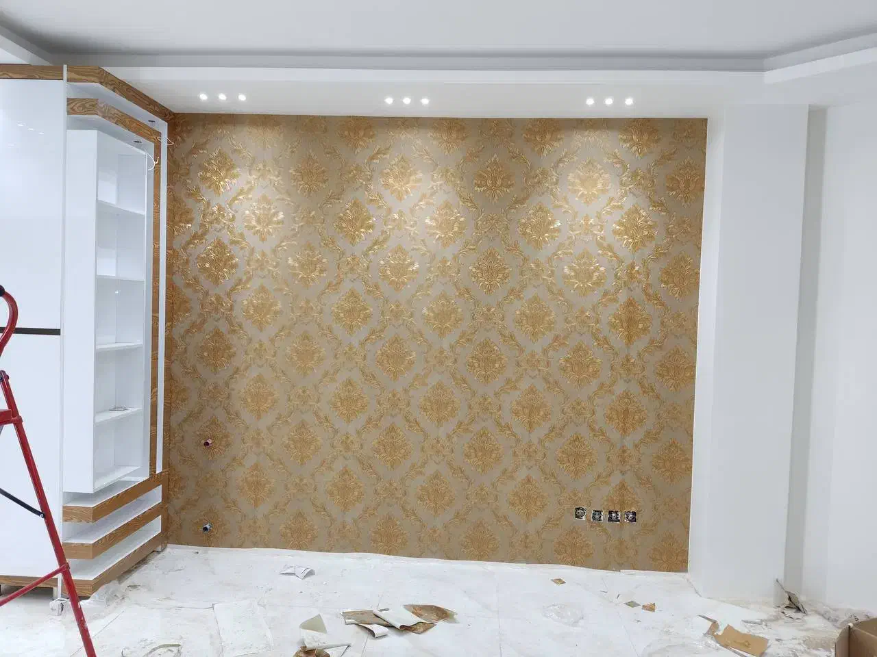 نصاب کاغذدیواری وکفپوش|خدمات پیشه و مهارت|جهرم, |دیوار