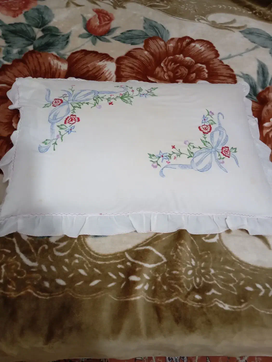 بالش|رختخواب، بالش، پتو|میاندوآب, |دیوار