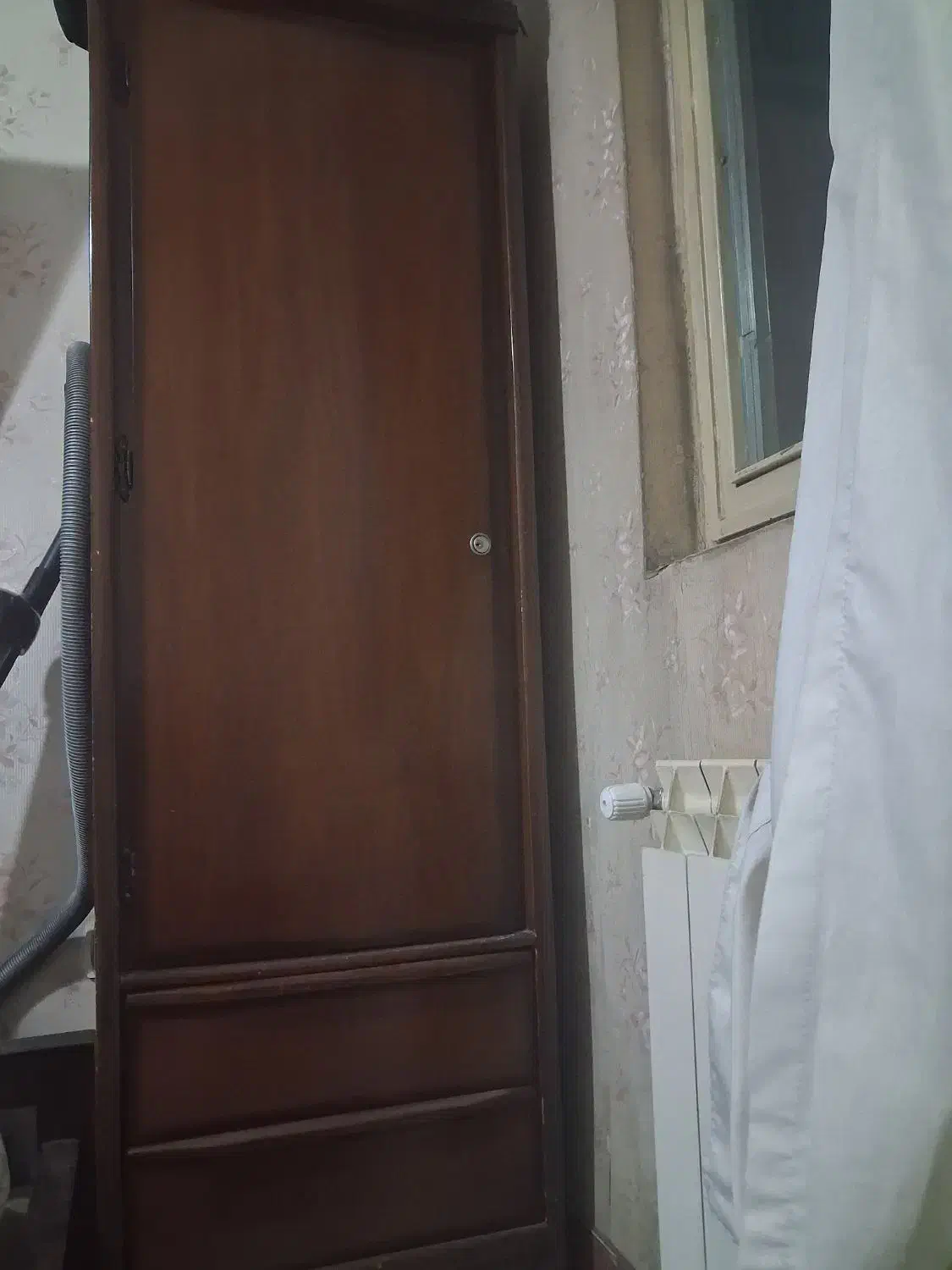 تخت و کمد..مبل راحتی|تخت و سرویس خواب|تهران, مختاری|دیوار