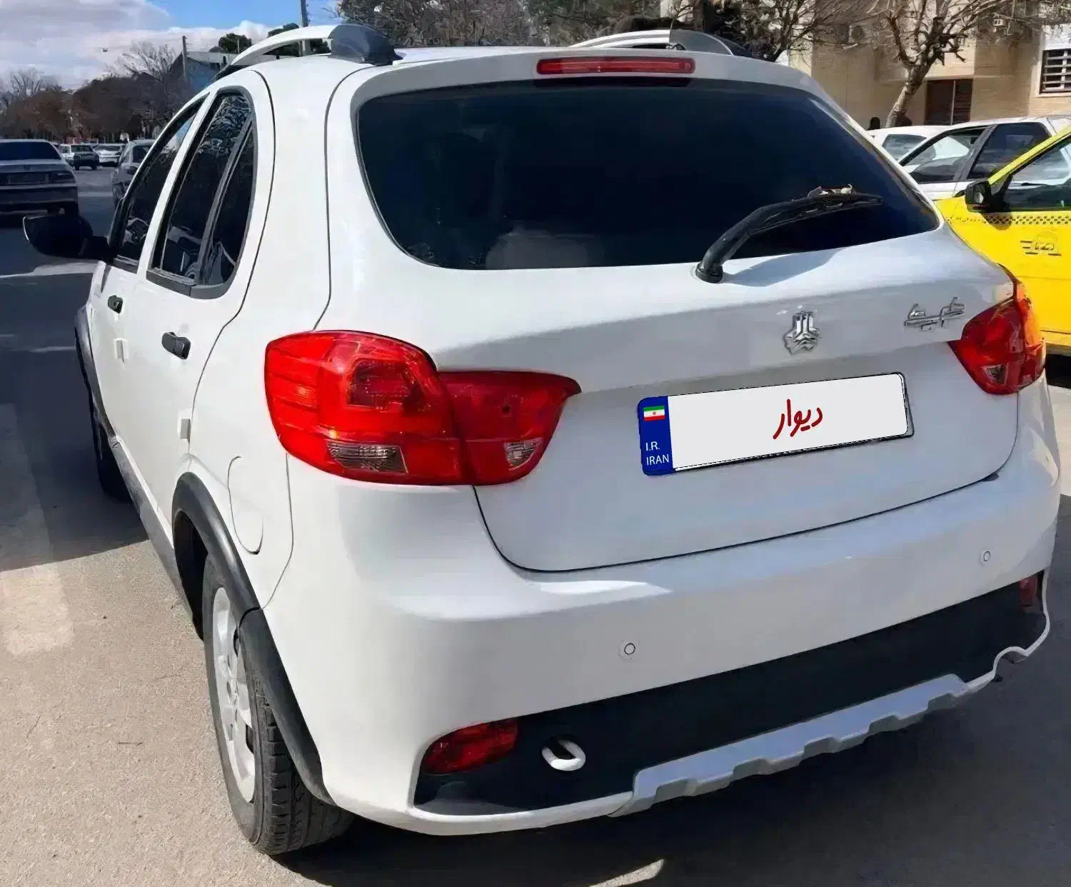 کوئیک ۱۴۰۲|خودرو سواری و وانت|سیرجان, |دیوار