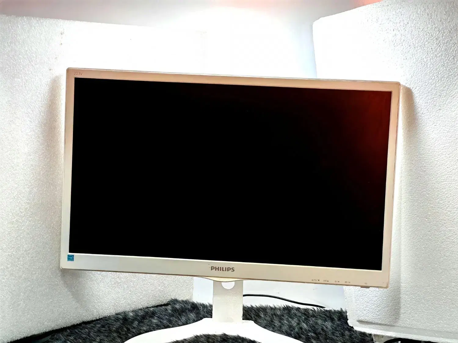 تعدادی مانیتور سفید فیلیپس 22 HDMI|قطعات و لوازم جانبی رایانه|کرمان, |دیوار