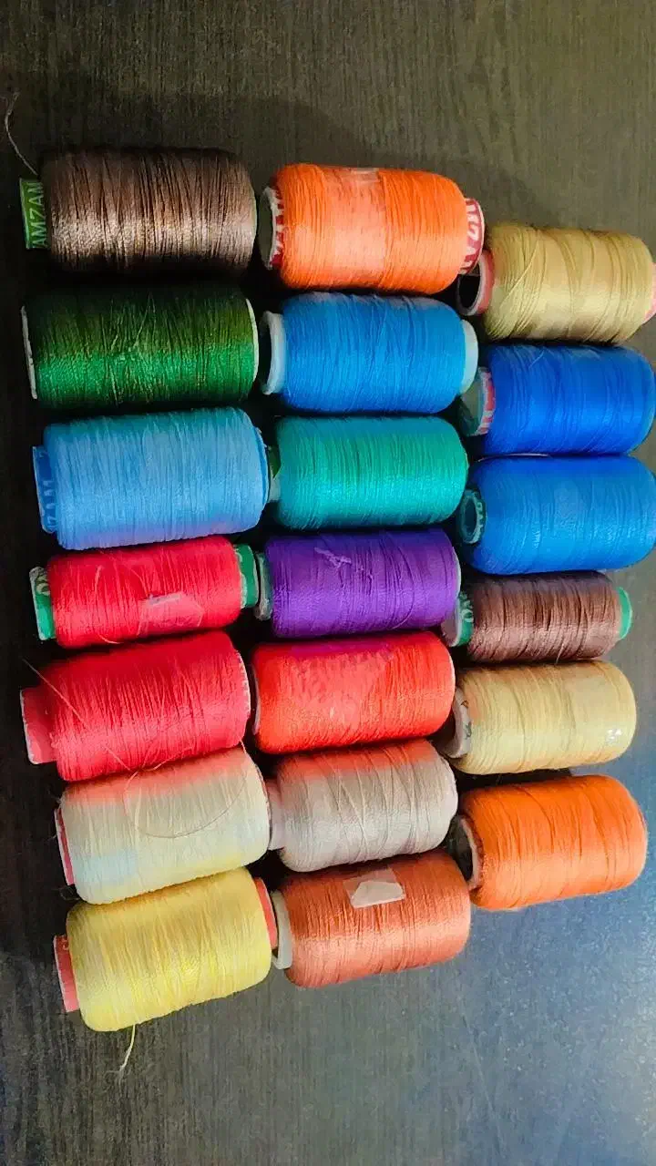 ۲۰ نخ ابریشم برای گلدوزی|لوازم خیاطی و بافتنی|ورامین, شهرک فجر|دیوار