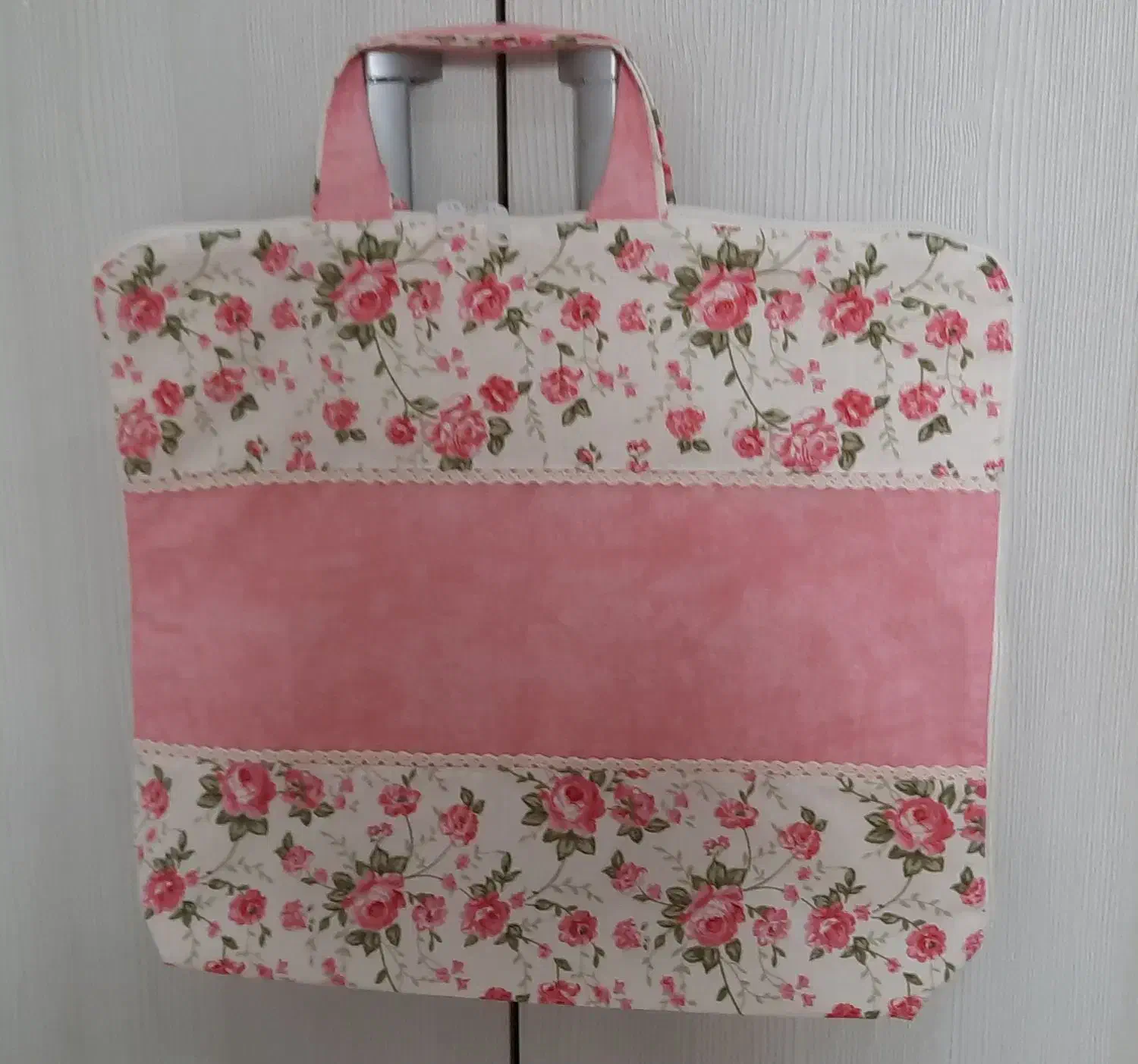 ساک نان برزنتی|کیف، کفش، کمربند|رشت, لاکان شهر|دیوار