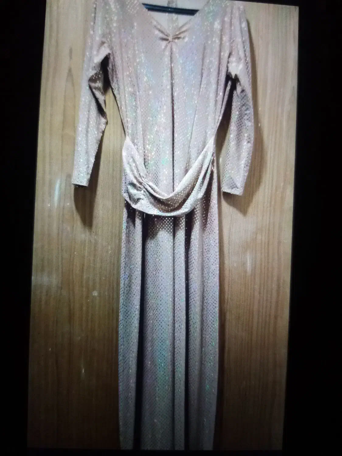 دوتا ماکسی یکی ازماکسی نوومانتودست نخورده|لباس|دوگنبدان, |دیوار