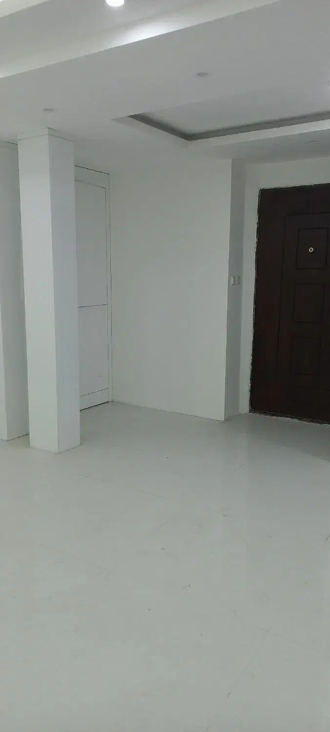 اپارتمان  سه خوابه بهترین لوکیشن مدرس|فروش آپارتمان|شیراز, بریجستون|دیوار