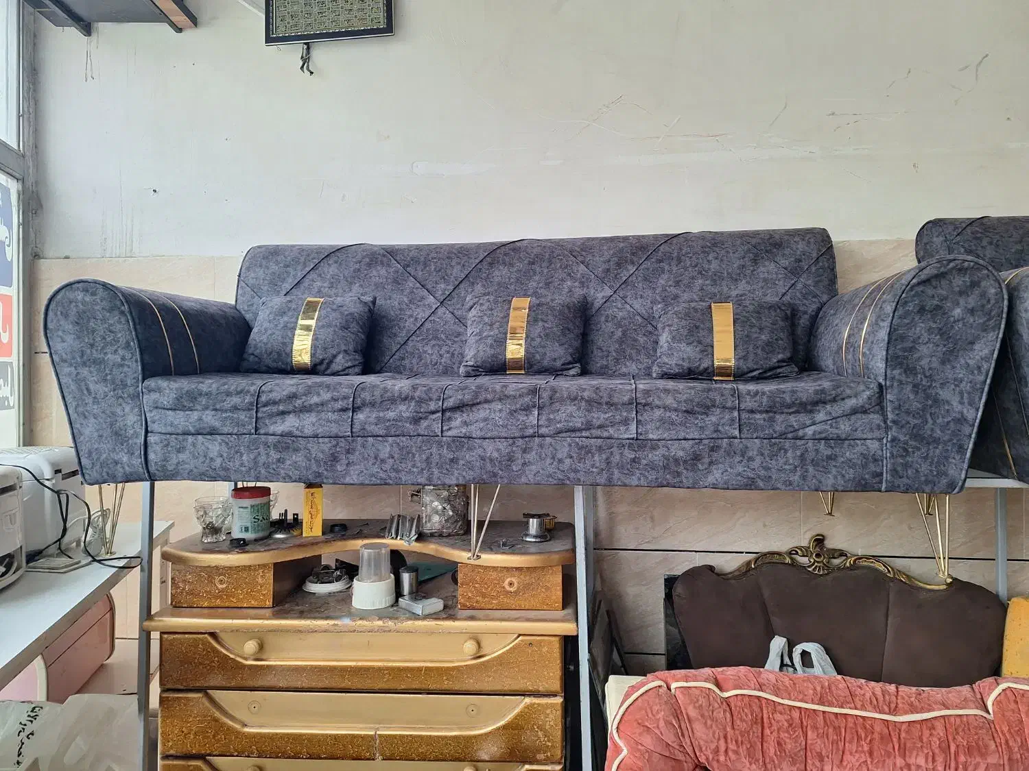 مبل پایه طلای|مبلمان خانگی و میز عسلی|اسدآباد, |دیوار