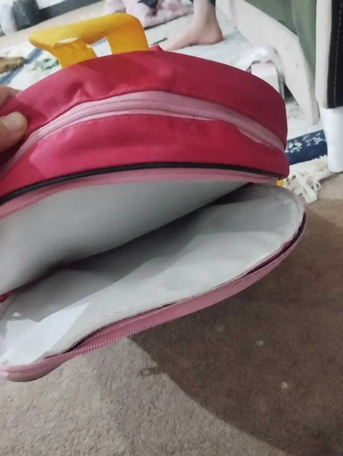 کیف مدرسه|کیف، کفش، کمربند|ارومیه, |دیوار