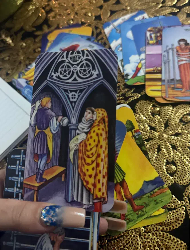 فال تاروت|خدمات پذیرایی، مراسم|رشت, حومه رشت|دیوار