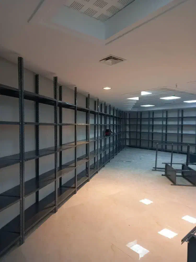 قفسه انباری|فروشگاه و مغازه|فولادشهر, B4|دیوار