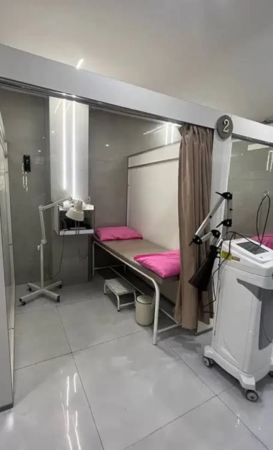 دستیار فیزیوتراپی|استخدام درمانی، زیبایی، بهداشتی|سیرجان, |دیوار