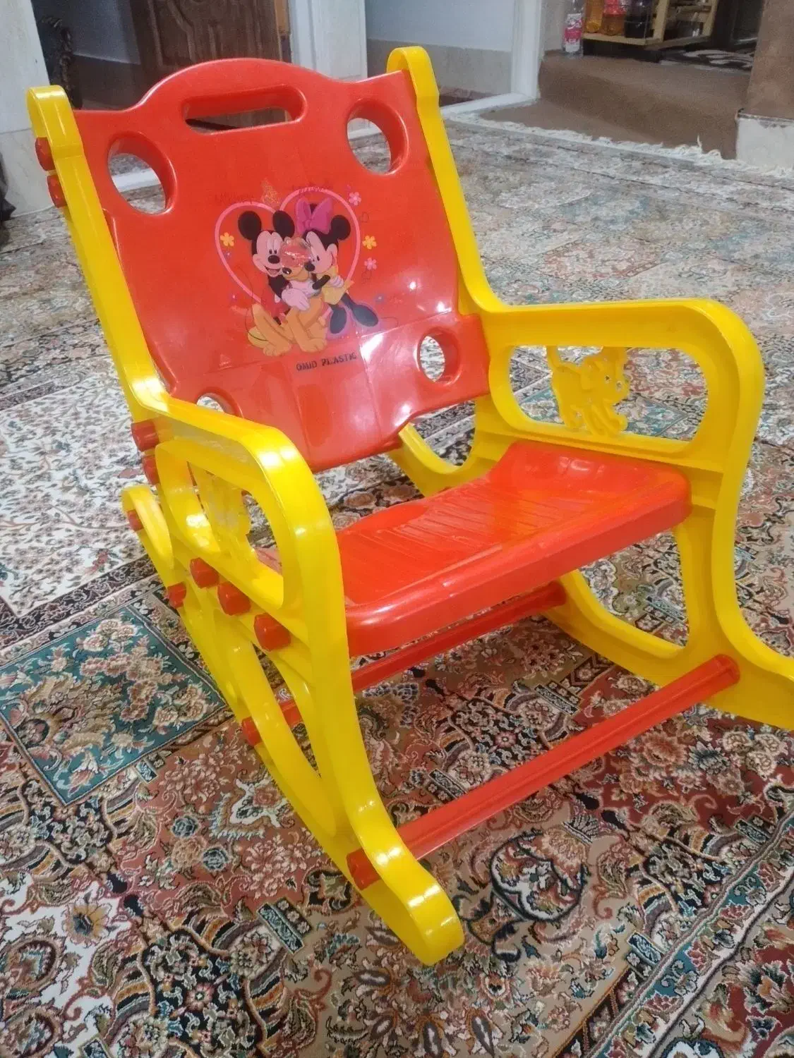 صندلی|تخت و صندلی بچه|قم, شهرک فاطمیه|دیوار