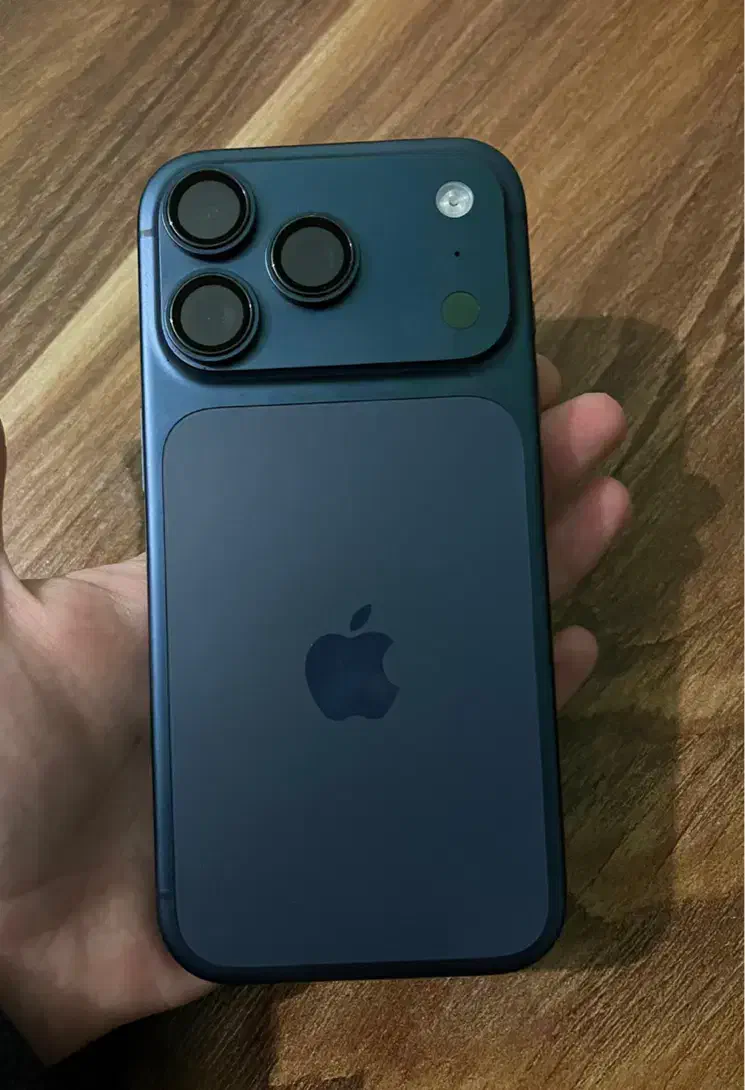 17 پرو|موبایل|کرمان, |دیوار