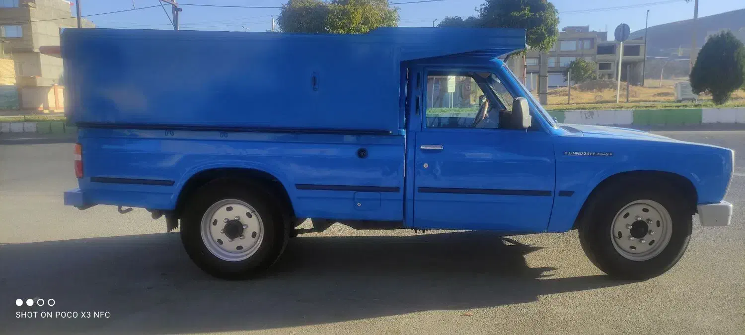 نیسان وانت مدل ۸۴|خودرو سواری و وانت|شاهین دژ, |دیوار