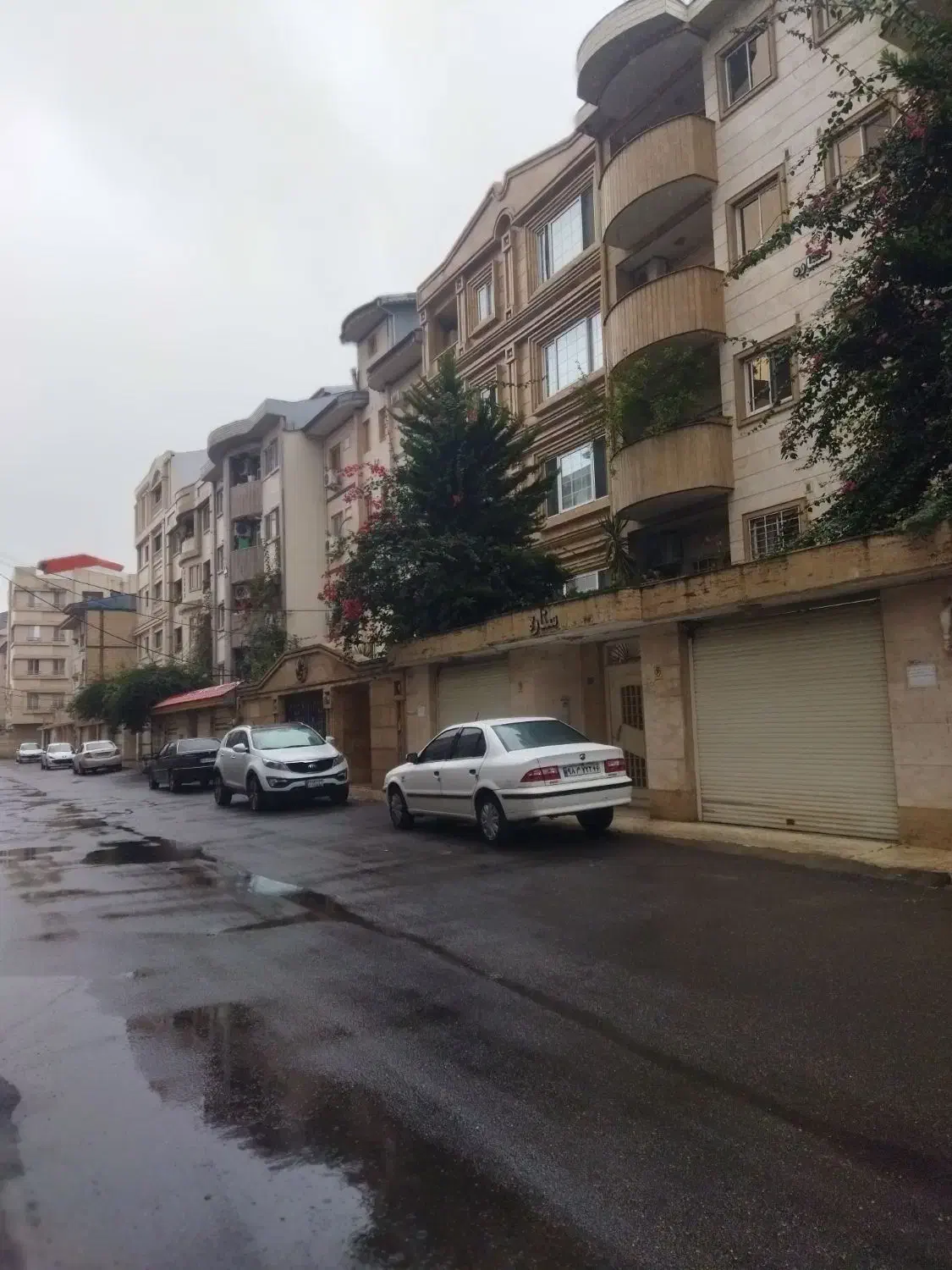 ۱۱۴ متر  سند  کلا ۲طبقه   ۲واحد   لوکیشن|فروش آپارتمان|رشت, استقامت ۱|دیوار