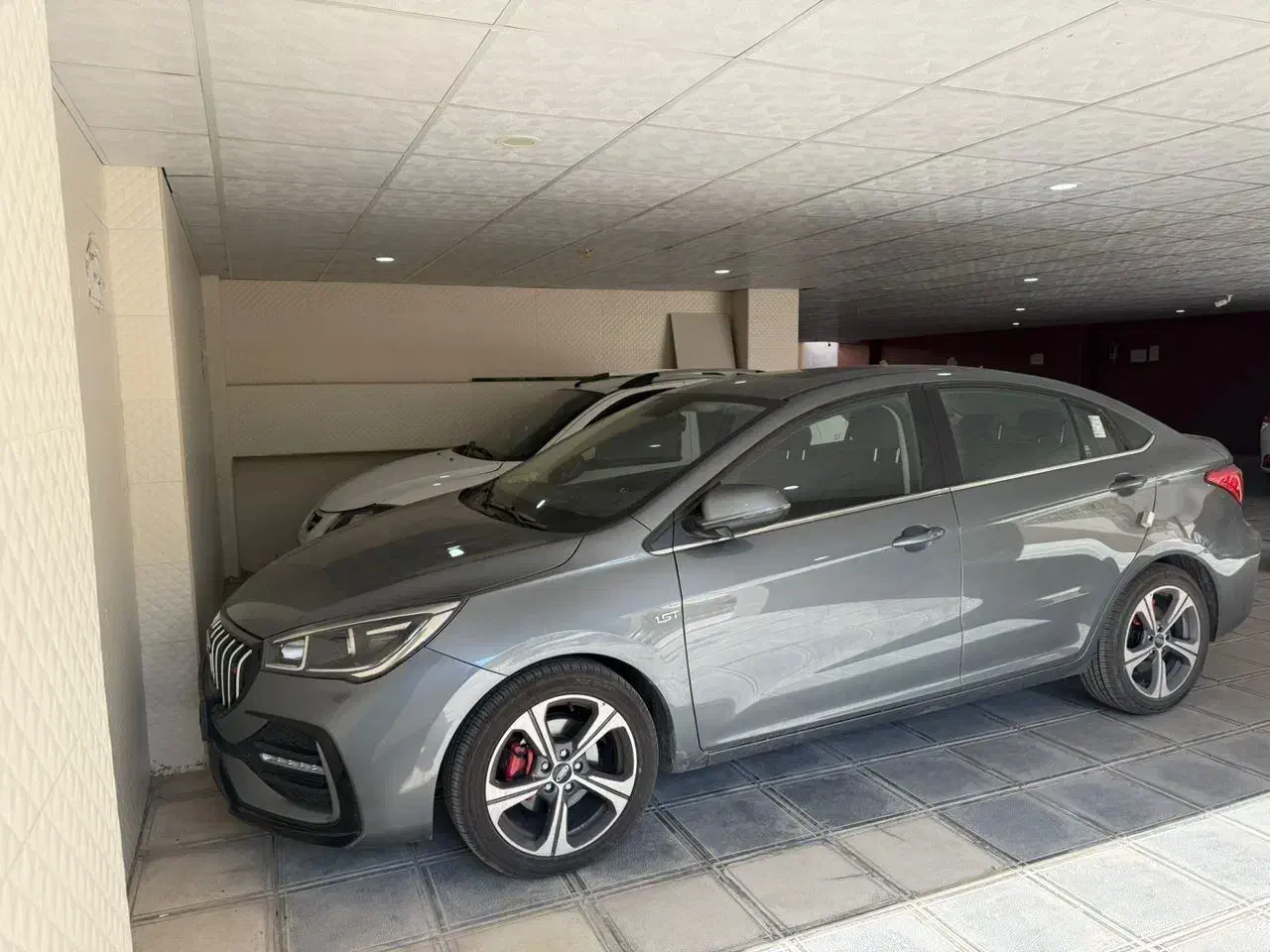 آریزو پنج اسپرت اف ال نوک مدادی ۱۴۰۴|خودرو سواری و وانت|شیراز, زرهی|دیوار