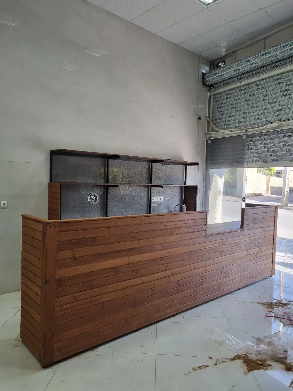 اجرای دکور مغازه کانتر و پیشخوان کافی شاپ چوب فلز|کافی‌شاپ و رستوران|شیراز, معالی‌آباد|دیوار