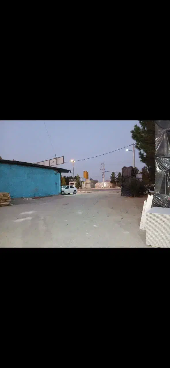 مغازه 130 متر در آبشار سوم|اجارهٔ مغازه و غرفه|اصفهان, مرکز همایش های بین المللی اصفهان|دیوار