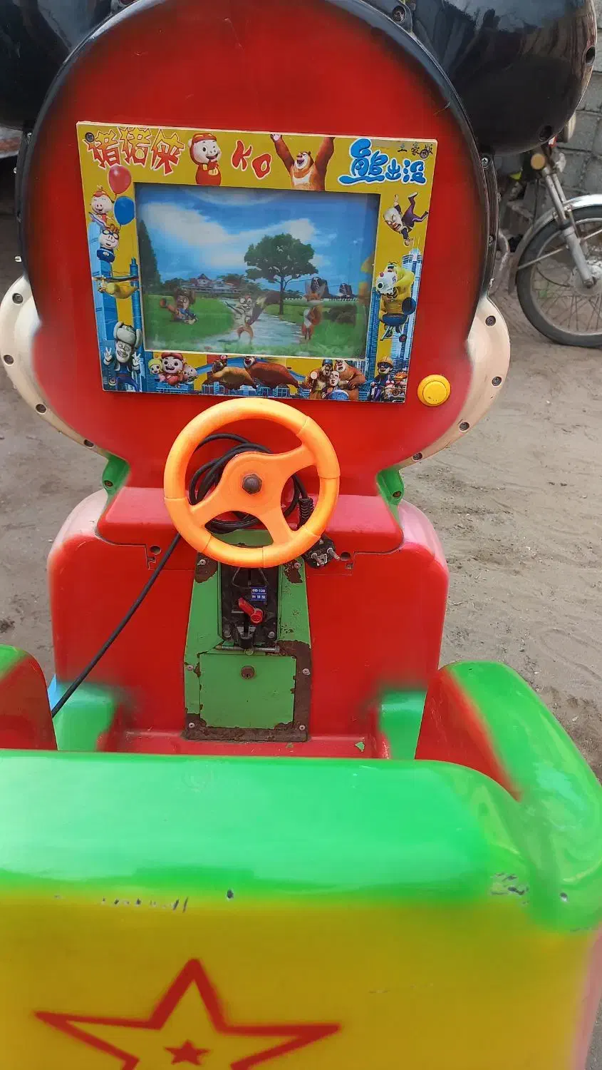 عروسک تکان دهنده|اسباببازی|رودبنه, |دیوار