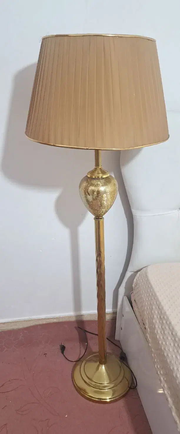 آباژور|چراغ خواب و آباژور|شبستر, |دیوار