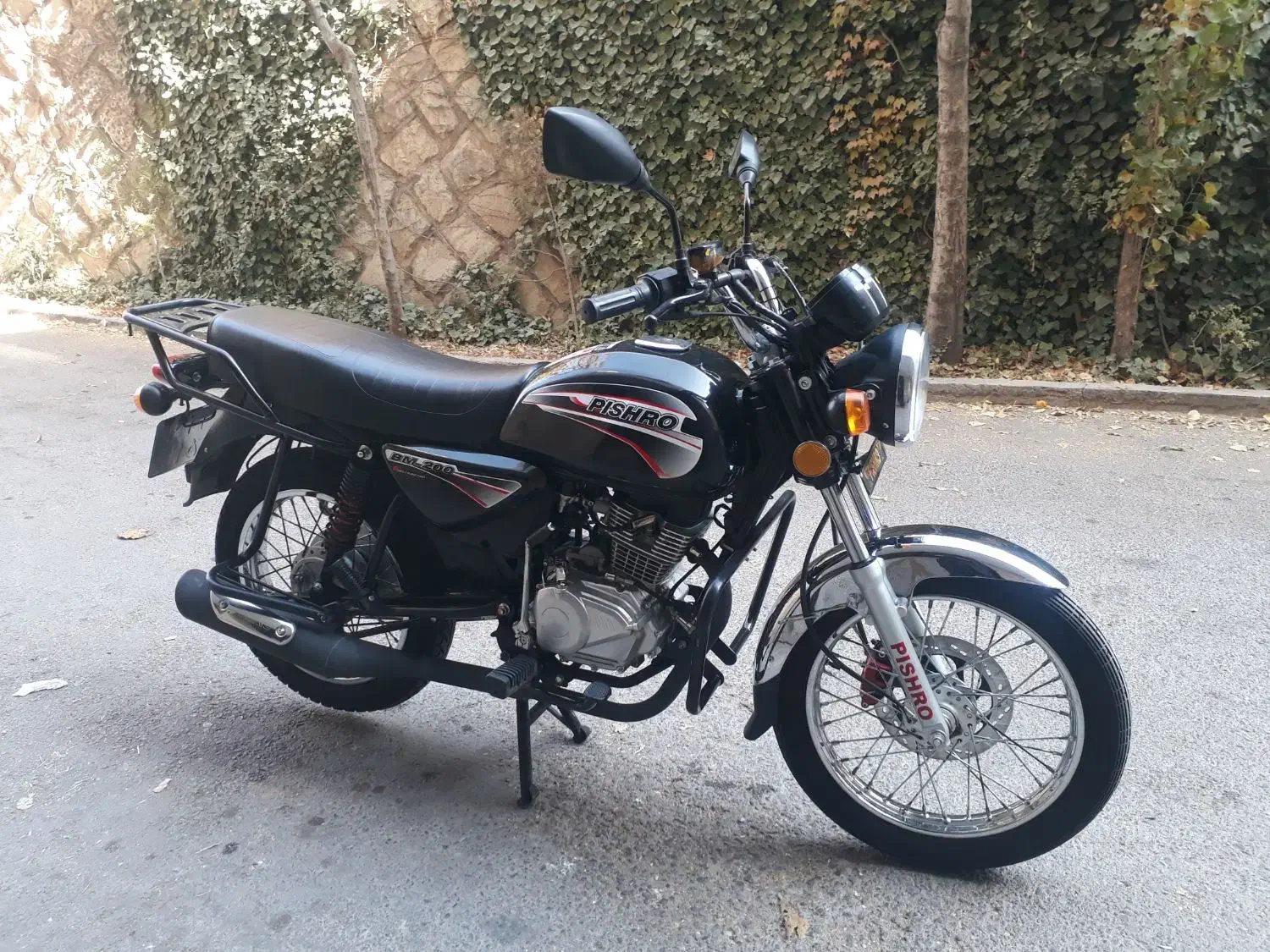 پیشرو ۲۰۰|موتورسیکلت|دماوند, گیلاوند|دیوار