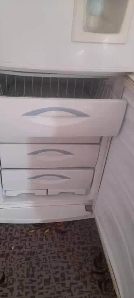 یخچال|یخچال و فریزر|حاجی آباد, |دیوار