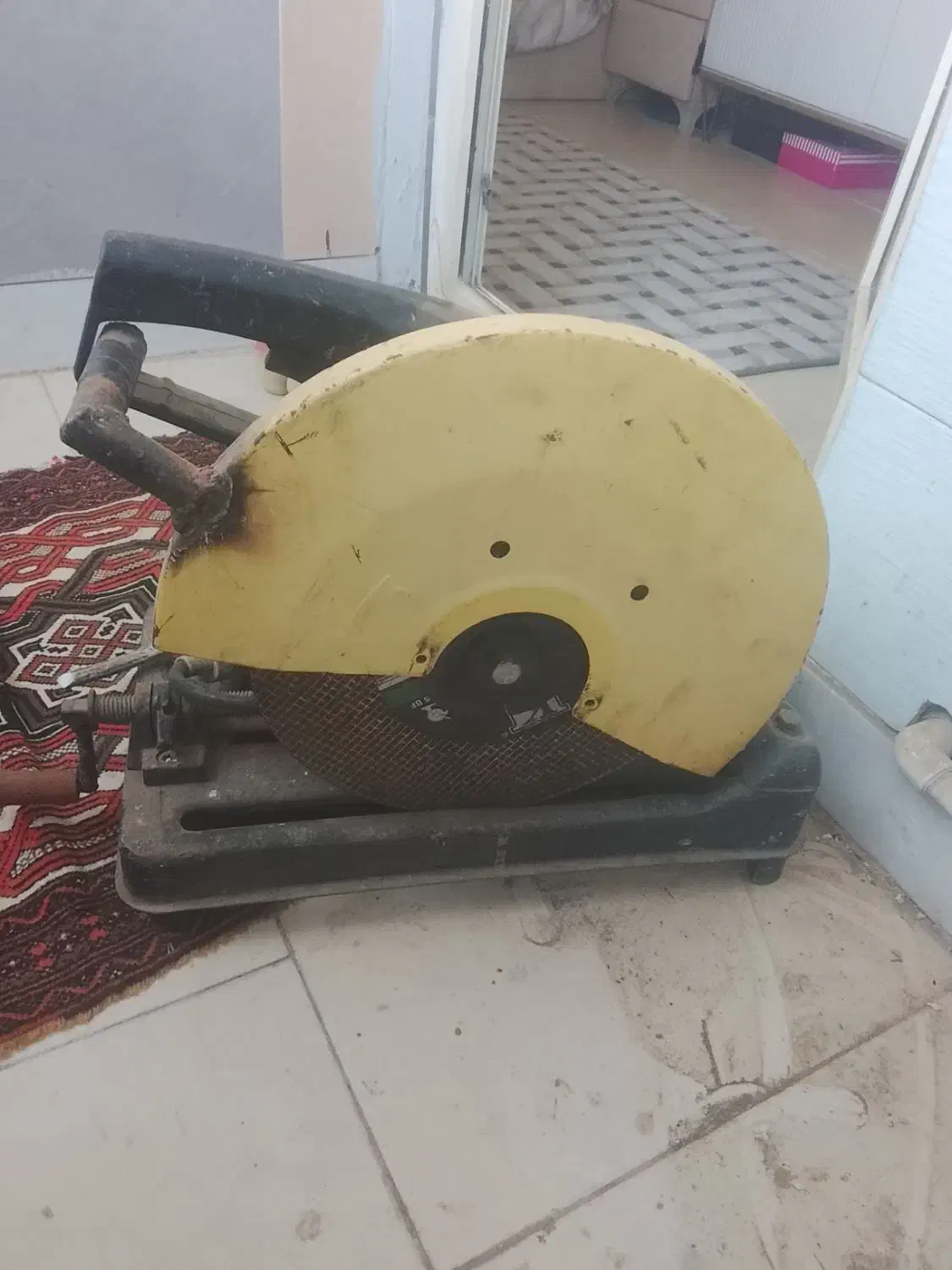 پروفیل بر سفیر کار کرده|ابزارآلات|پرند, فاز ۶|دیوار