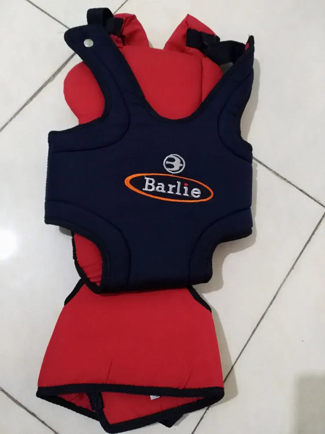 آغوشی نوزاد|اسباب و اثاث بچه|چهاردانگه (تهران), |دیوار