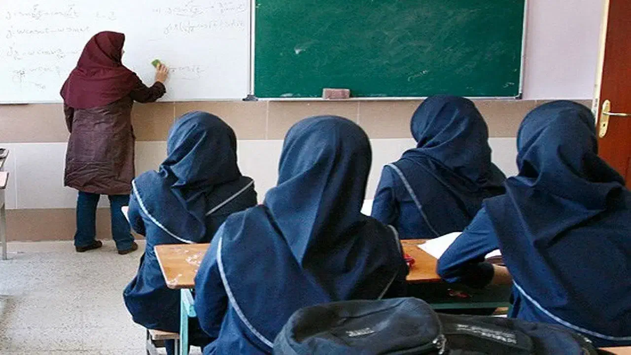 آگهی جذب معلم توانمند ،متعهدو صبور|استخدام آموزشی|محمدیه-قزوین, |دیوار