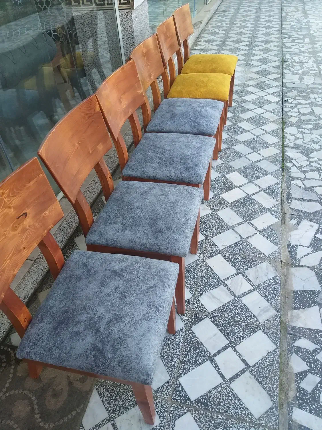 آتیش بازی فقط کسی که نصف قیمت میخواد ببینه|تخت و سرویس خواب|بهنمیر, |دیوار