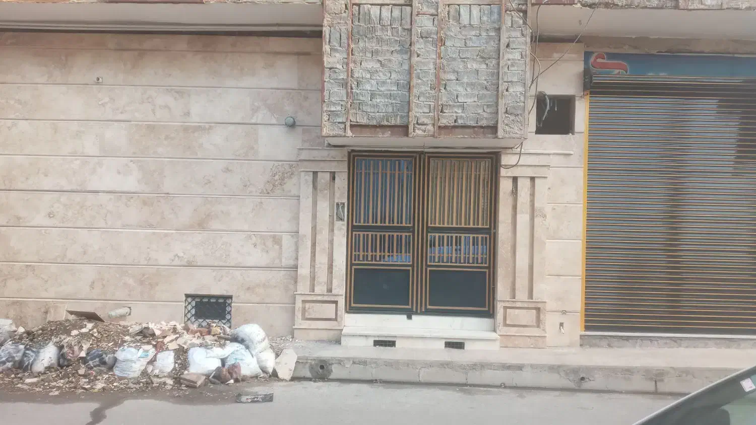 سنگ ‌‌کاری و کاشی|خدمات پیشه و مهارت|قم, مهر آباد|دیوار