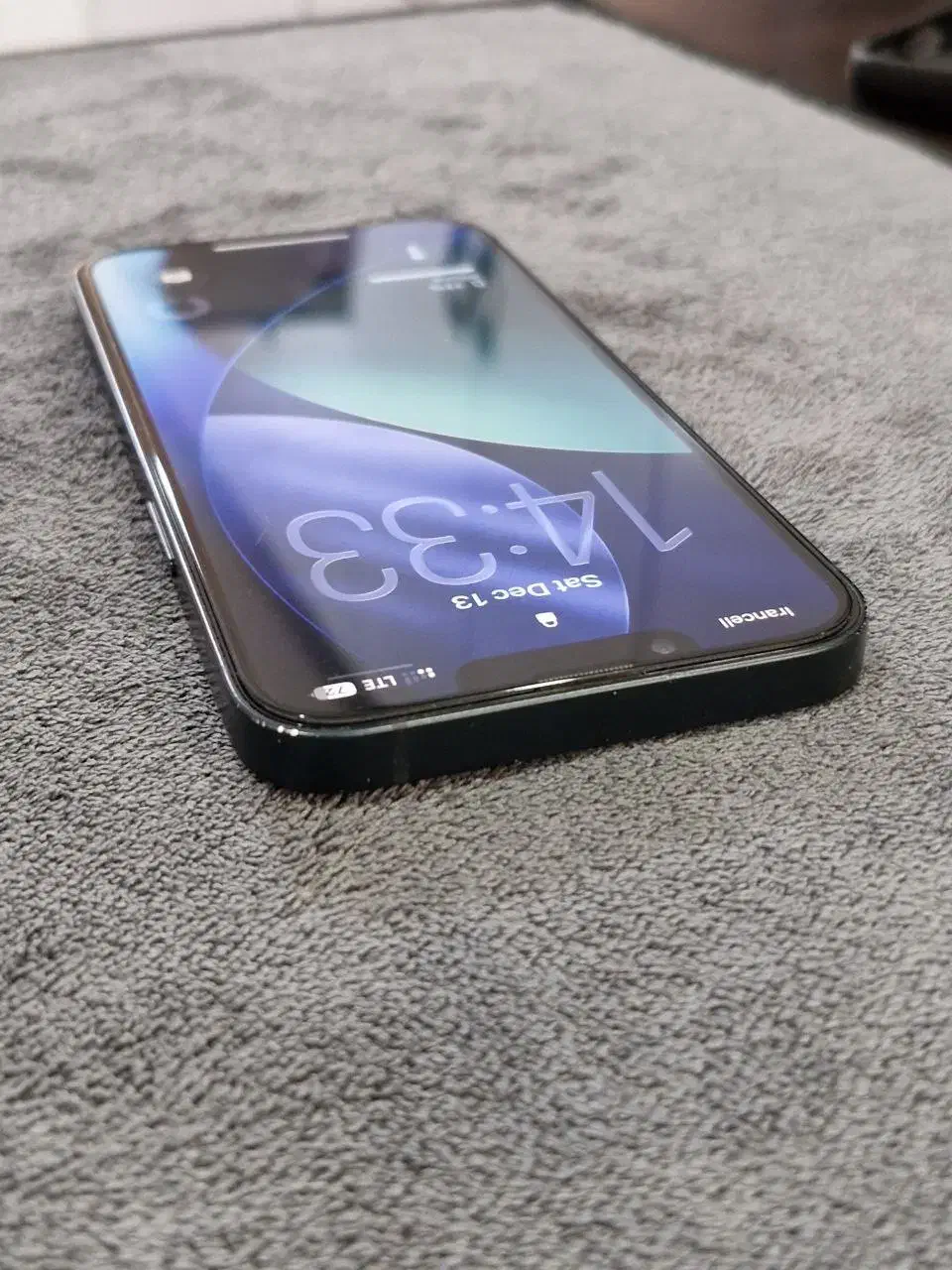 گوشی ۱۳ نرمال|موبایل|اندیشه, اندیشه فاز ۳|دیوار