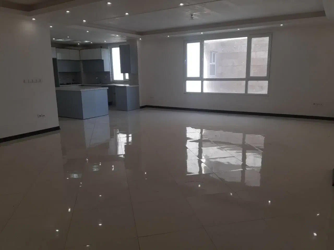 آپارتمان ۱۱۳ متری فول امکانات در گلستانها|فروش آپارتمان|ری, حمزه‌آباد|دیوار