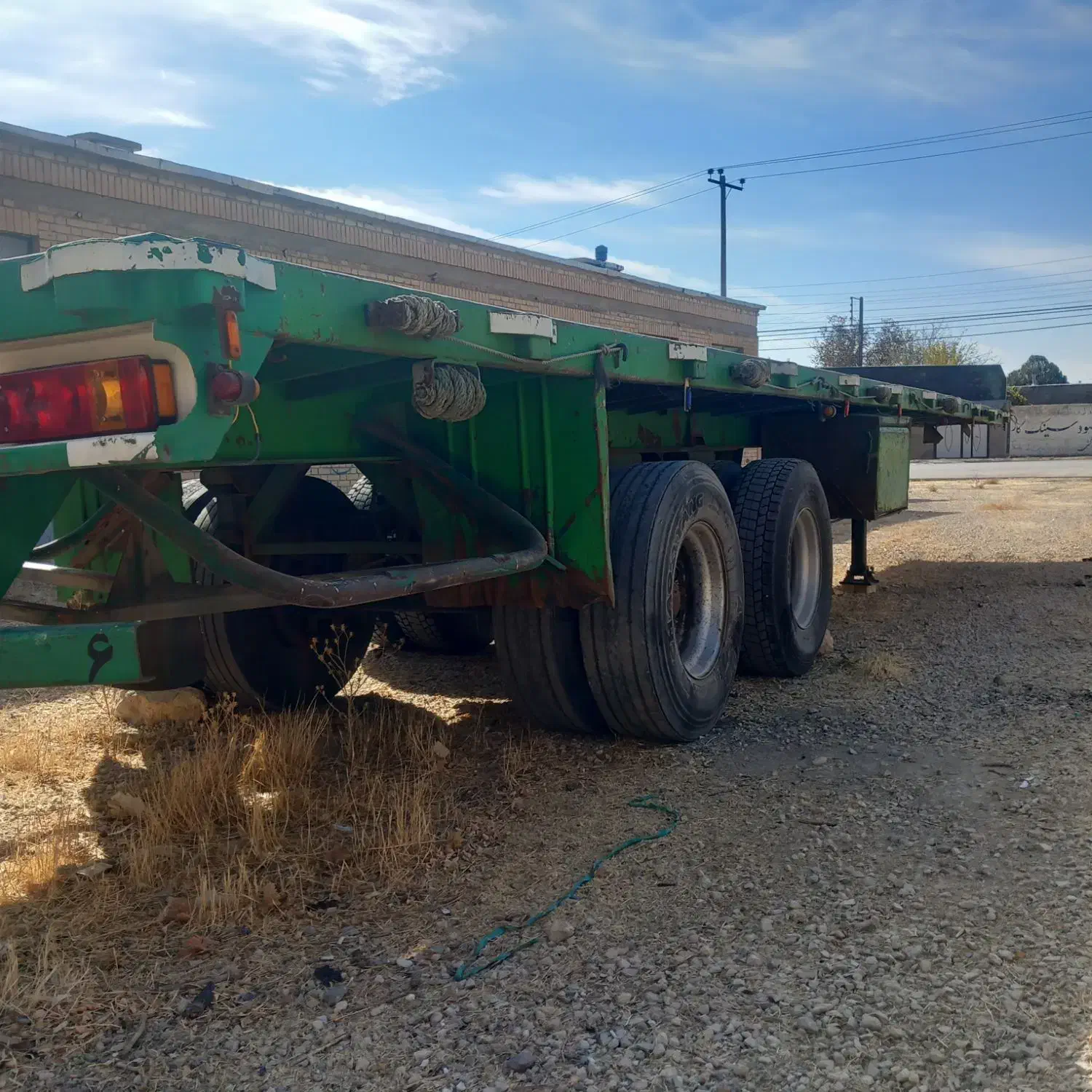 تریلی کفی تیوپلس|خودرو سنگین|شاهنجرین, |دیوار