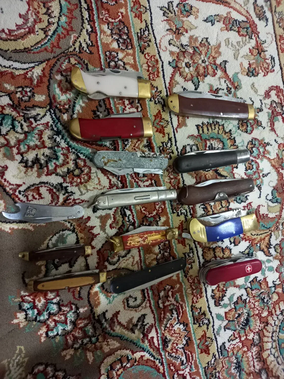 چاقو قدیمی و۰۰۰|کوهنوردی و کمپینگ|رباطکریم, انجم آباد|دیوار