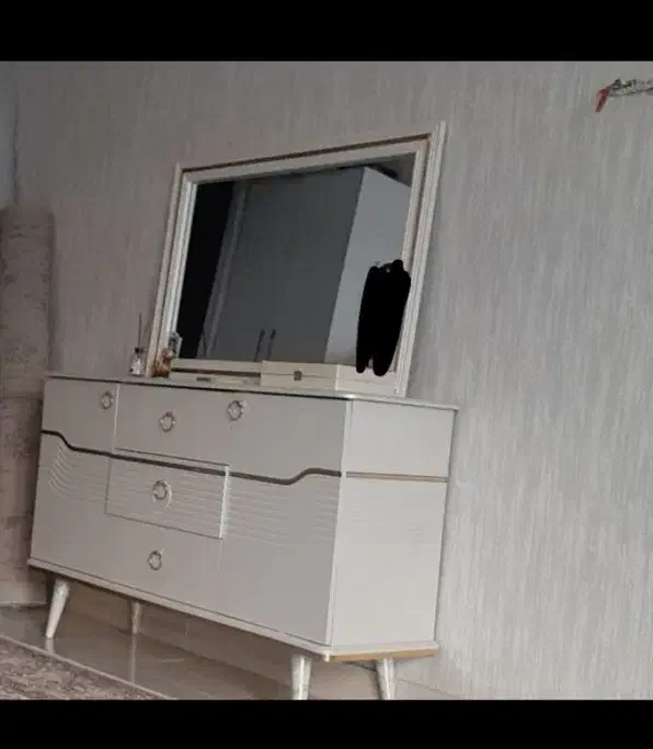 آینه و کنسول|بوفه، ویترین، کنسول|الیگودرز, |دیوار