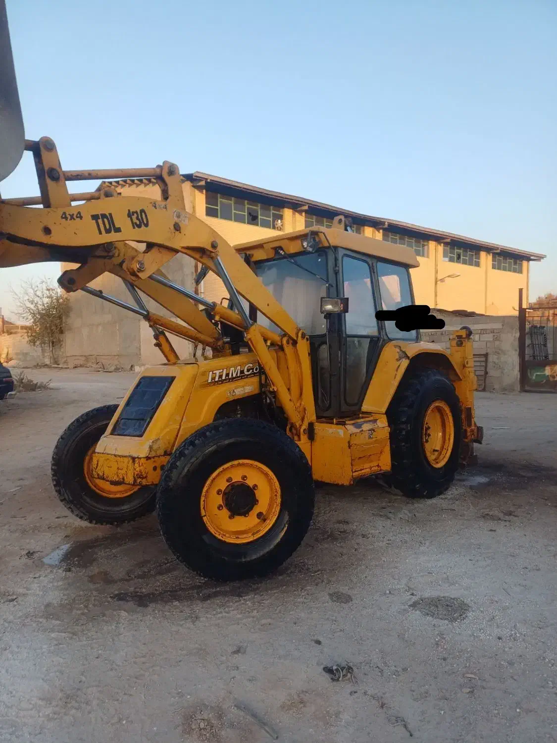 بیل بکهو ۱۳۰|خودرو سنگین|مهربان, |دیوار