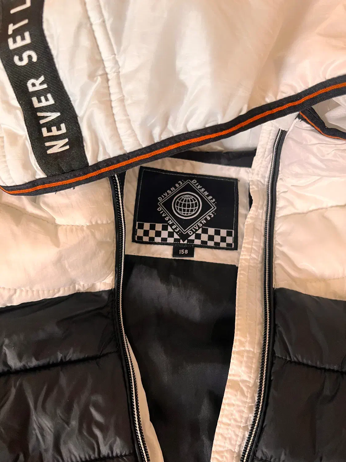 کاپشن|لباس|قم, زنبیل آباد|دیوار