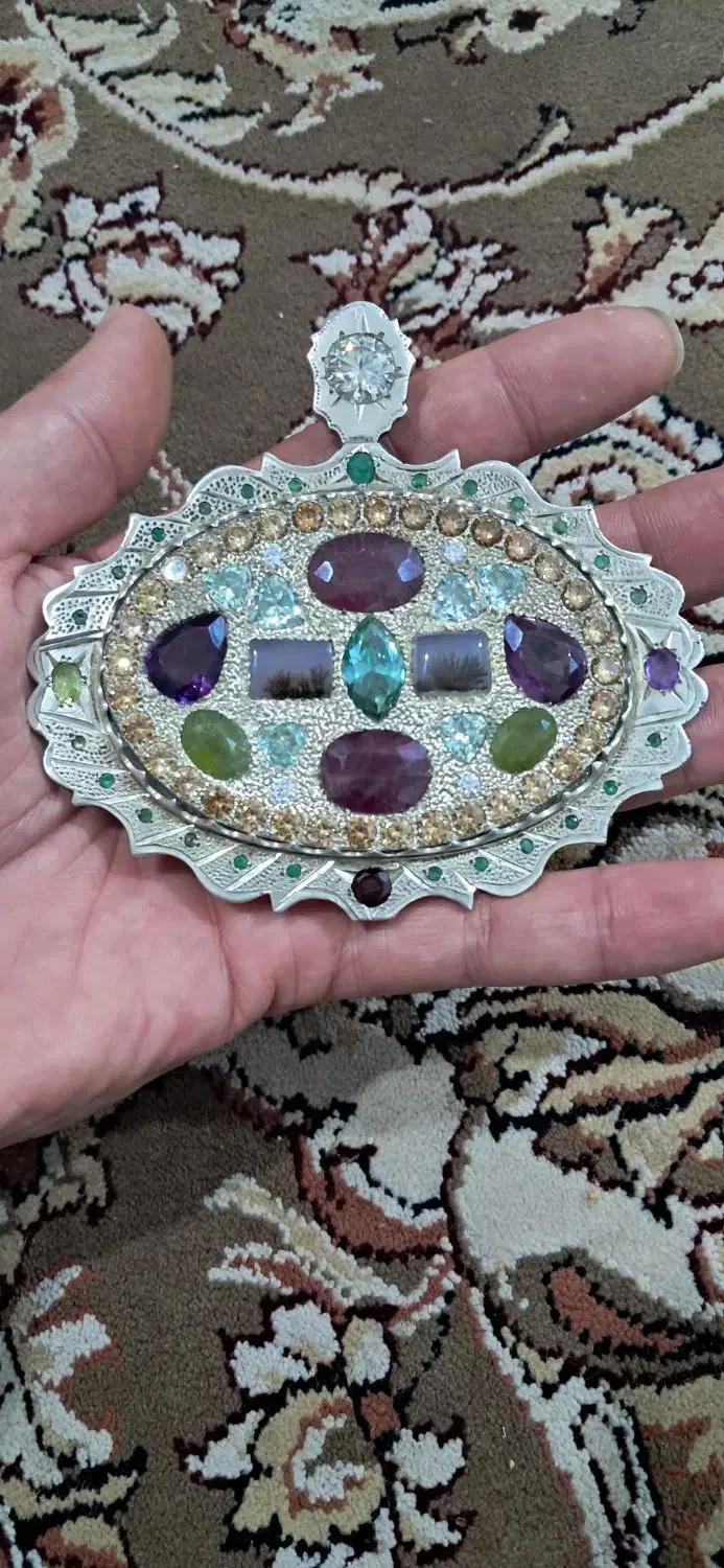 گردنی فوق کلکسیونی ۱۳۱ گرم تمام جواهر|جواهرات|مشهد, نظام دوست|دیوار