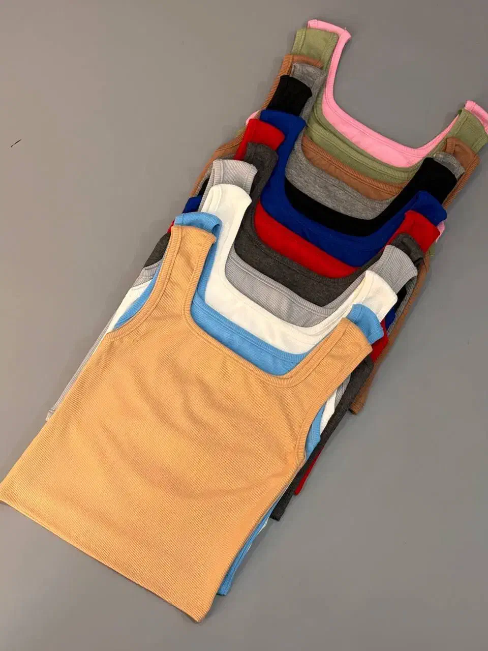 چرخکار خانم جهت کار در تولیدی پوشاک تریکو|استخدام صنعتی، فنی، مهندسی|رشت, بازار|دیوار