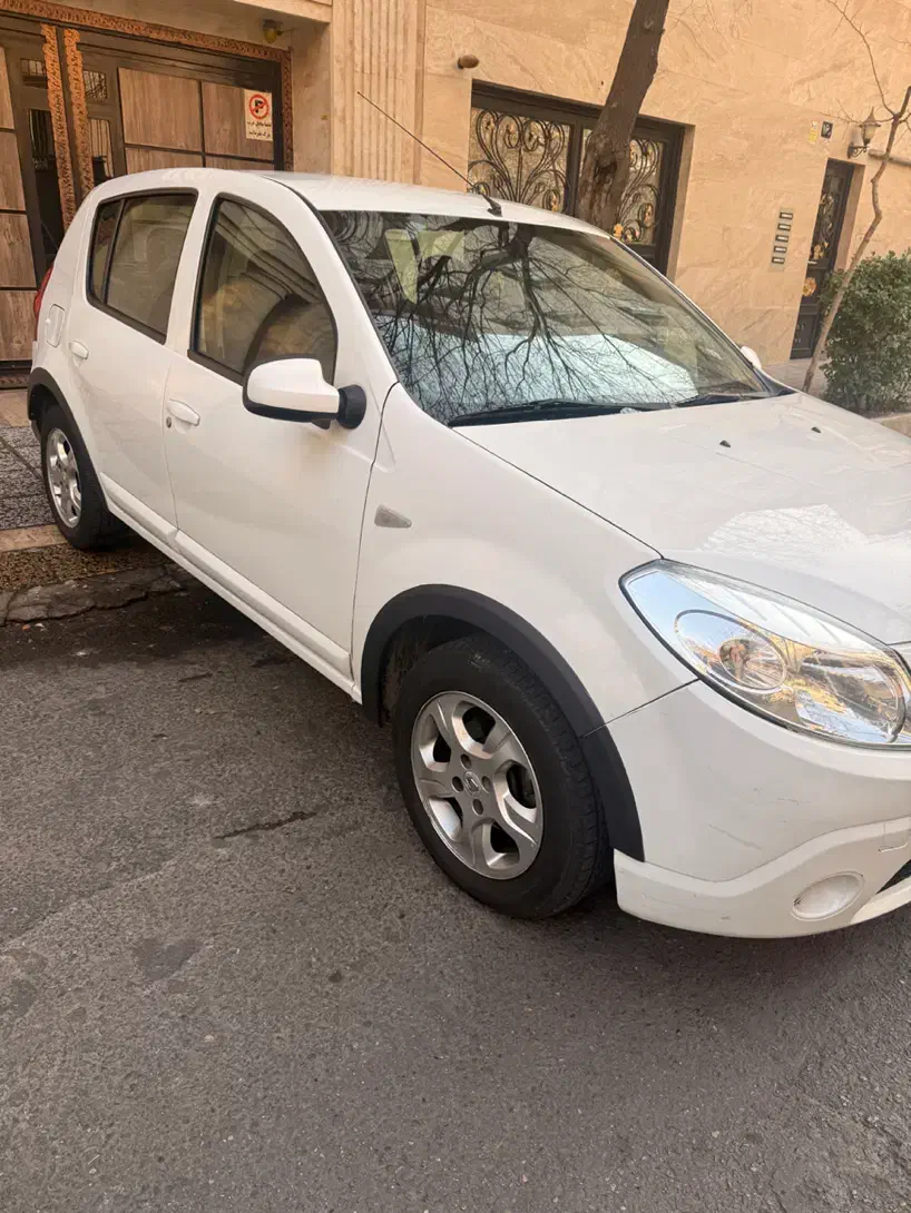 ساندرو اتوماتیک مدل ۹۵|خودرو سواری و وانت|تهران, شهر زیبا|دیوار