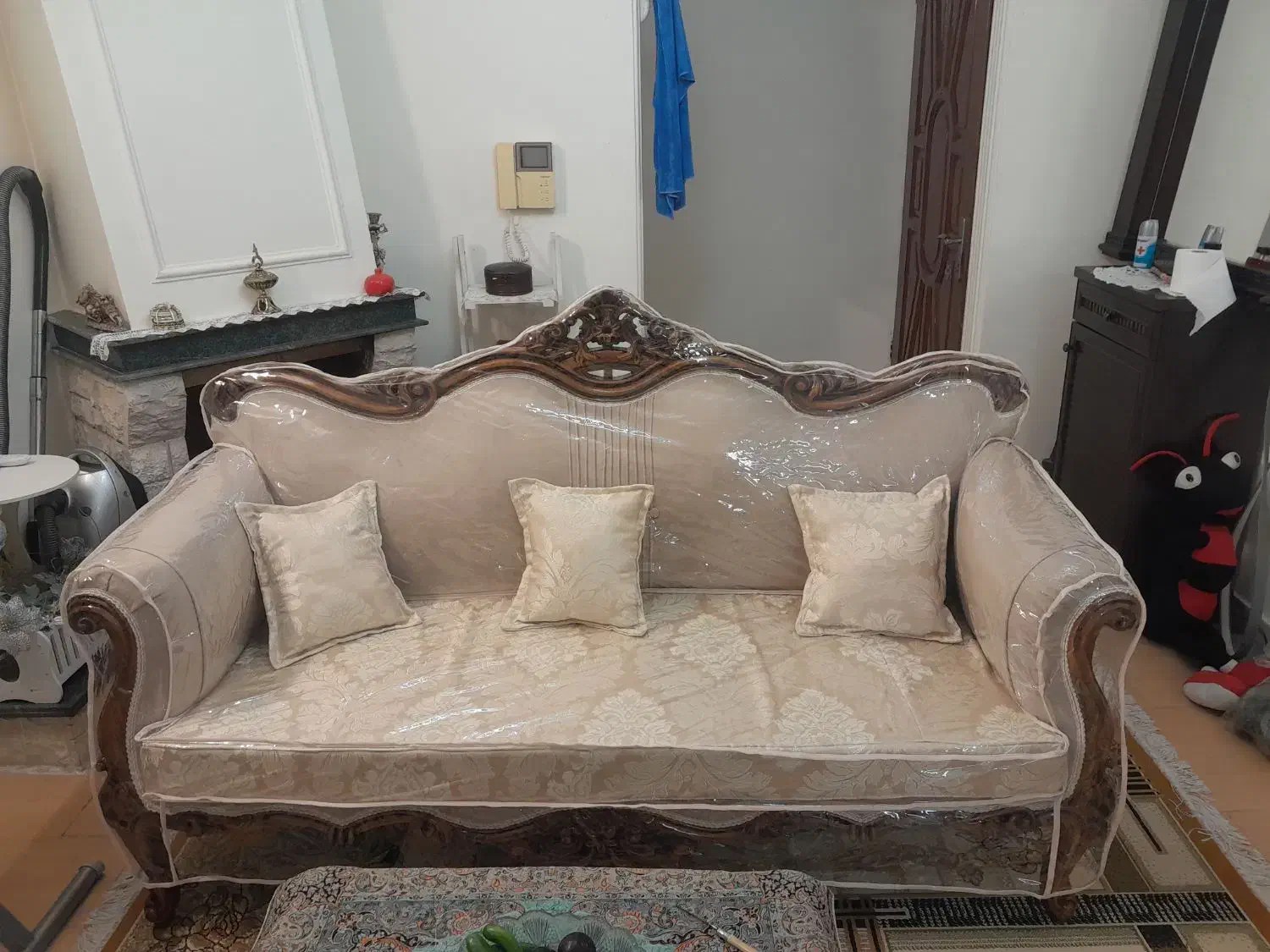 کاور مبل ژله ای|مبلمان خانگی و میز عسلی|پرند, فاز ۲|دیوار