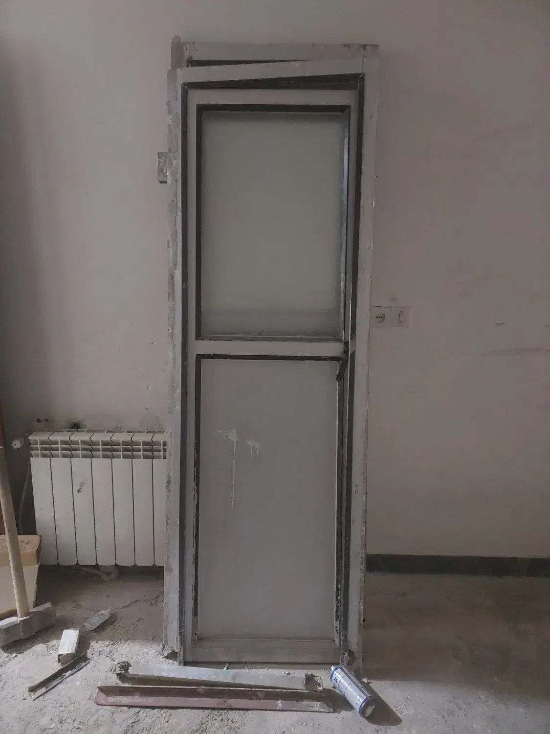 دو عدد درب آلمنیومی|مصالح و تجهیزات ساختمان|زاهدان, |دیوار