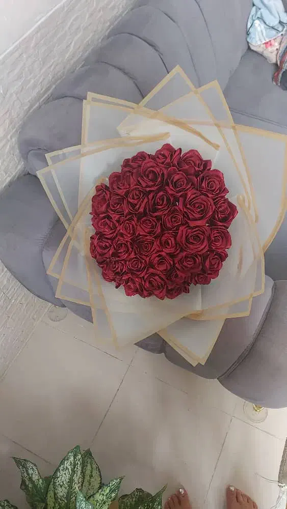 گل روبانی قرمز|گل مصنوعی|شیراز, کوشک میدان|دیوار