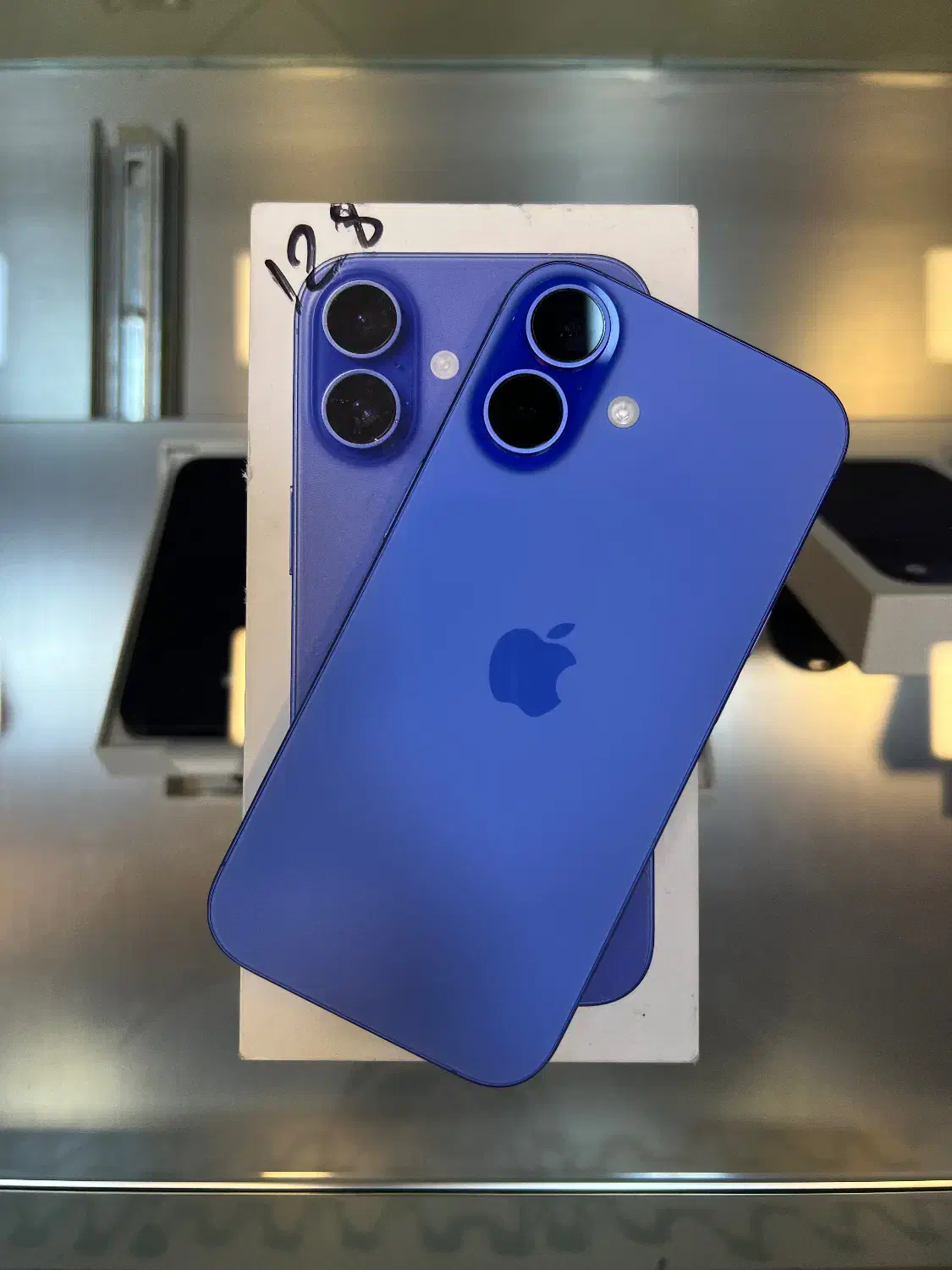 آیفون ۱۶نرمال ۱۲۸باتری ۱۰۰ سایکل ۱۱۷ ریجستر شده|موبایل|تهران, سیمای ایران|دیوار