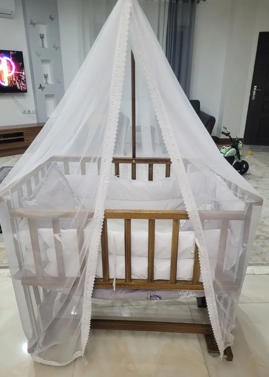 تخت کنار مادر|اسباب و اثاث بچه|سنگر, |دیوار