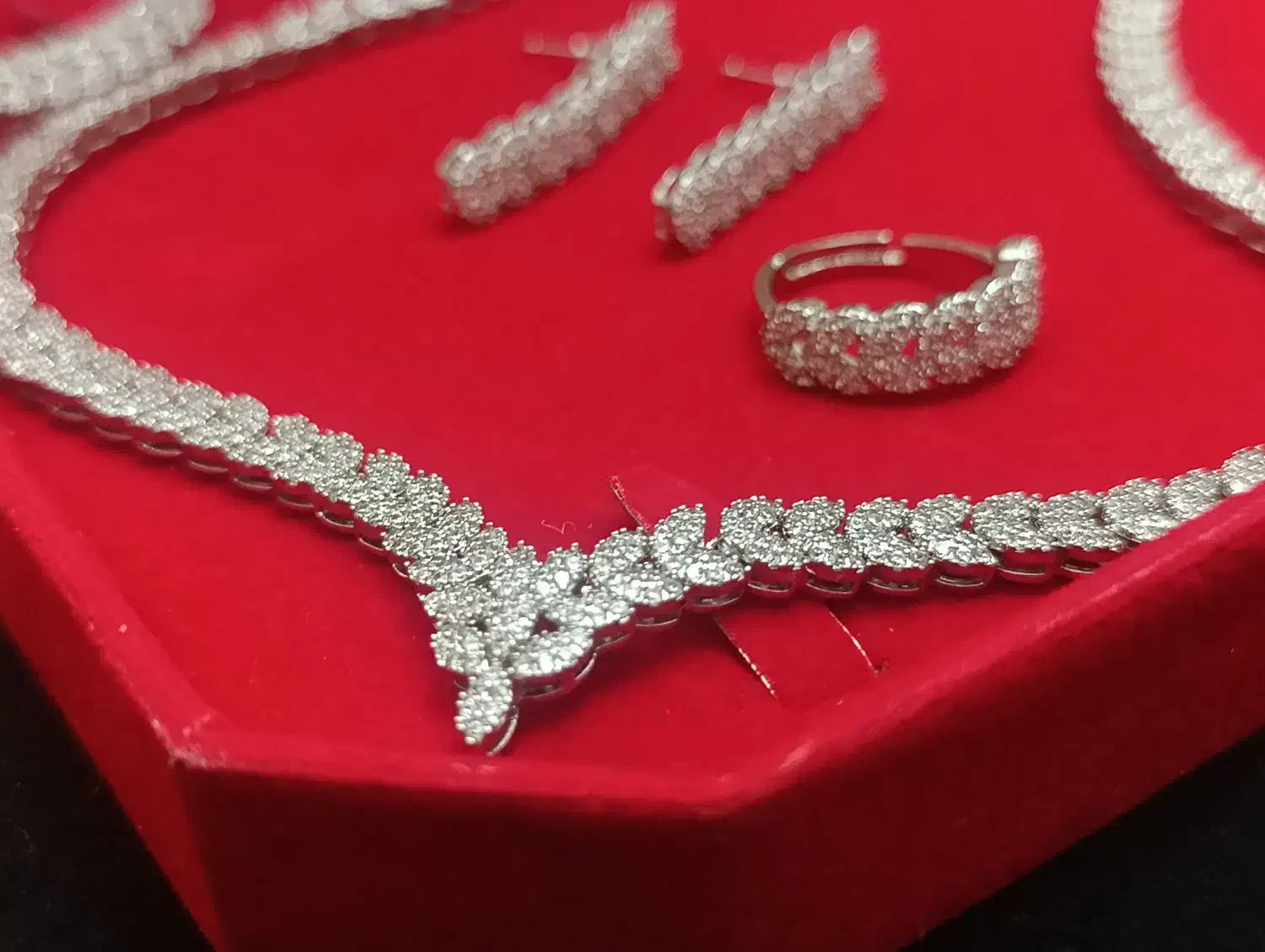 ست کامل زیورآلات بدل رنگ ثابت مشابه طرح جواهر|بدلیجات|پاکدشت, پاکدشت (مامازند)|دیوار