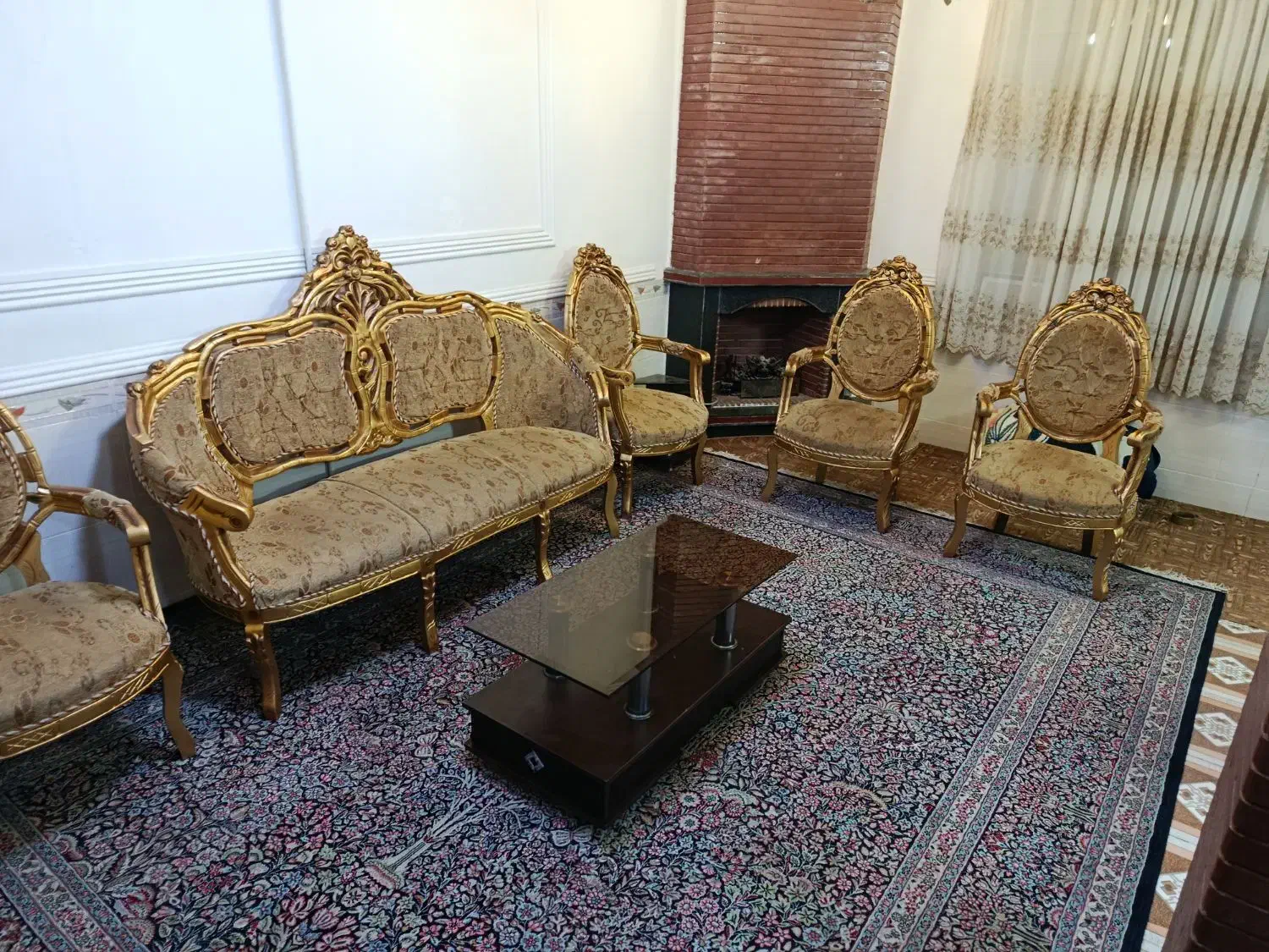 مبل سلطنتی|مبلمان خانگی و میز عسلی|بم, |دیوار