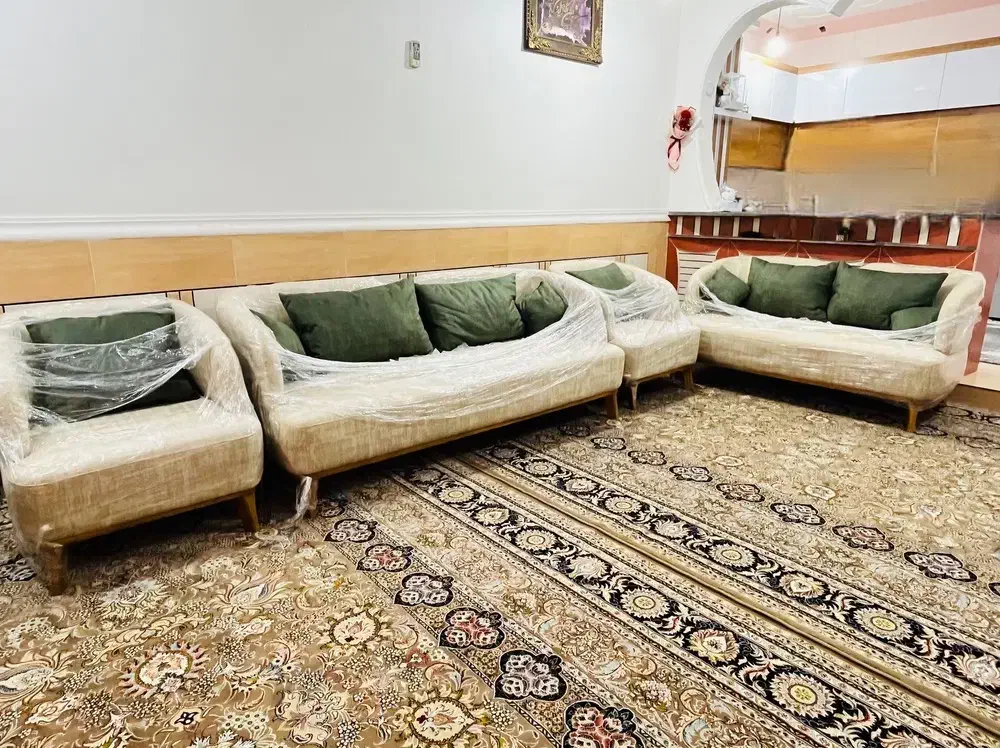 مبل|مبلمان خانگی و میز عسلی|رودان, |دیوار